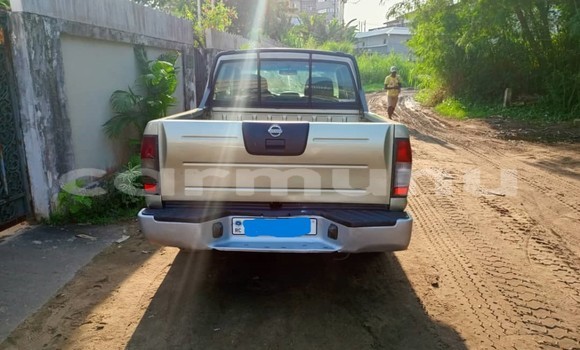 Acheter Occasion Voiture Nissan Hardbody Beige à Pointe–Noire, Région du Kouilou Acheter Occasion Voiture Nissan Hardbody Beige à Pointe–Noire, Région du Kouilou