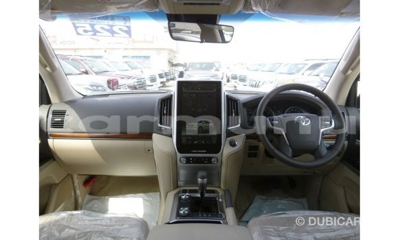 Acheter Import Voiture Toyota Land Cruiser Autre à Import - Dubai, Région de la Bouenza Acheter Import Voiture Toyota Land Cruiser Autre à Import - Dubai, Région de la Bouenza
