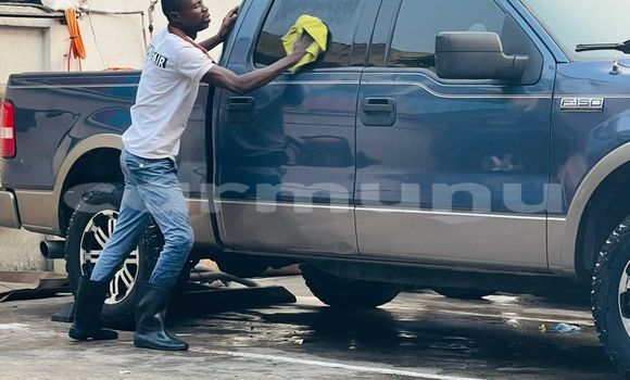 Acheter Occasion Voiture Ford F–150 Bleu à Brazzaville, Commune de Brazzaville Acheter Occasion Voiture Ford F–150 Bleu à Brazzaville, Commune de Brazzaville