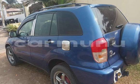 Acheter Occasion Voiture Toyota RAV4 Bleu à Brazzaville, Commune de Brazzaville Acheter Occasion Voiture Toyota RAV4 Bleu à Brazzaville, Commune de Brazzaville