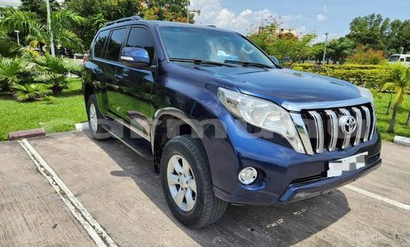 Acheter Occasion Voiture Toyota Land Cruiser Bleu à Brazzaville, Commune de Brazzaville Acheter Occasion Voiture Toyota Land Cruiser Bleu à Brazzaville, Commune de Brazzaville