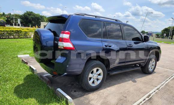 Acheter Occasion Voiture Toyota Land Cruiser Bleu à Brazzaville, Commune de Brazzaville Acheter Occasion Voiture Toyota Land Cruiser Bleu à Brazzaville, Commune de Brazzaville