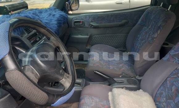 Acheter Occasion Voiture Toyota RAV4 Bleu à Brazzaville, Commune de Brazzaville Acheter Occasion Voiture Toyota RAV4 Bleu à Brazzaville, Commune de Brazzaville