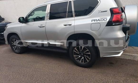 Acheter Occasion Voiture Toyota Prado Autre à Brazzaville, Commune de Brazzaville Acheter Occasion Voiture Toyota Prado Autre à Brazzaville, Commune de Brazzaville