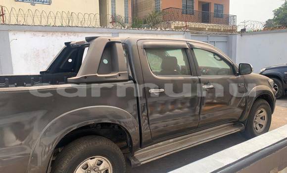 Acheter Occasion Voiture Toyota Hilux Noir à Brazzaville, Commune de Brazzaville Acheter Occasion Voiture Toyota Hilux Noir à Brazzaville, Commune de Brazzaville