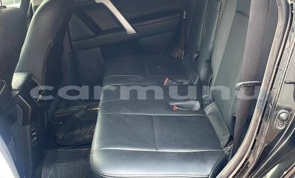 Acheter Occasion Voiture Toyota Prado Noir à Brazzaville, Commune de Brazzaville Acheter Occasion Voiture Toyota Prado Noir à Brazzaville, Commune de Brazzaville