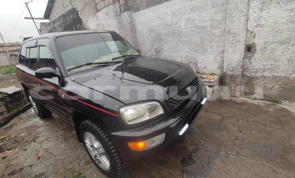 Acheter Occasion Voiture Toyota RAV4 Noir à Brazzaville, Commune de Brazzaville Acheter Occasion Voiture Toyota RAV4 Noir à Brazzaville, Commune de Brazzaville