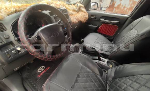 Acheter Occasion Voiture Toyota RAV4 Noir à Brazzaville, Commune de Brazzaville Acheter Occasion Voiture Toyota RAV4 Noir à Brazzaville, Commune de Brazzaville