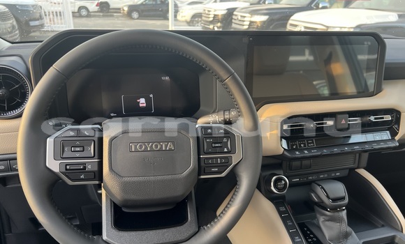 Acheter Neuf Voiture Toyota Prado Noir à Brazzaville, Commune de Brazzaville Acheter Neuf Voiture Toyota Prado Noir à Brazzaville, Commune de Brazzaville