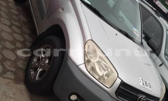 Acheter Occasion Voiture Toyota RAV4 Autre à Brazzaville, Commune de Brazzaville Acheter Occasion Voiture Toyota RAV4 Autre à Brazzaville, Commune de Brazzaville