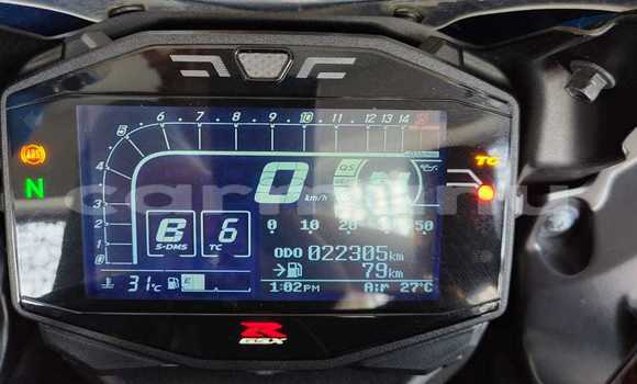 Acheter Occasion Moto Suzuki GSX–R Bleu à Brazzaville, Commune de Brazzaville Acheter Occasion Moto Suzuki GSX–R Bleu à Brazzaville, Commune de Brazzaville
