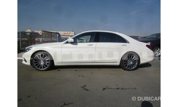 Buy Import Mercedes-Benz 190 White Car in Import - Dubai in Region of Bouenza Buy Import Mercedes-Benz 190 White Car in Import - Dubai in Region of Bouenza