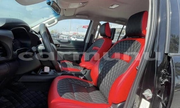 Acheter Occasion Voiture Toyota Hiluxe Revo Noir à Pointe–Noire, Région du Kouilou Acheter Occasion Voiture Toyota Hiluxe Revo Noir à Pointe–Noire, Région du Kouilou