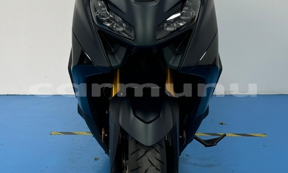 Buy Used Yamaha TMAX Black Bike in Brazzaville in Municipality of Brazzaville
