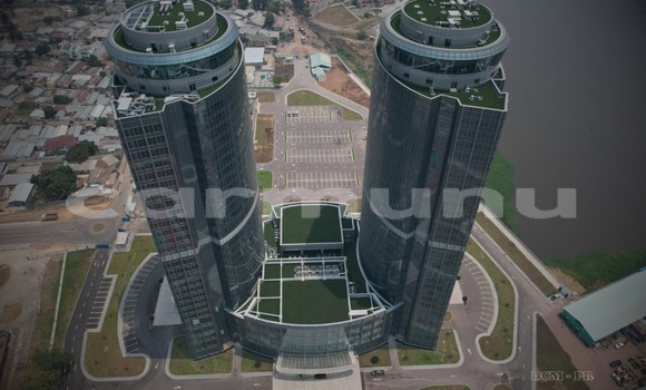 Acheter Occasion Voiture Toyota 2000GT Bleu à Dolisie, Région du Niari Acheter Occasion Voiture Toyota 2000GT Bleu à Dolisie, Région du Niari