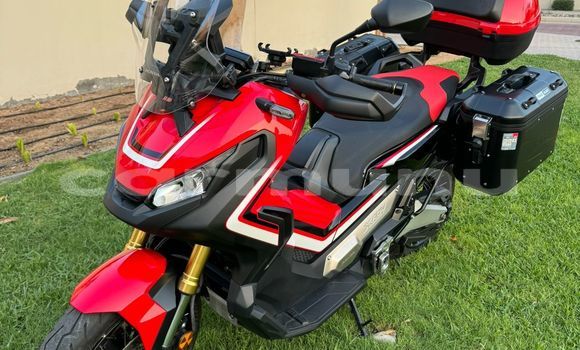 Buy Used Honda X-ADV Red Bike in Brazzaville in Municipality of Brazzaville