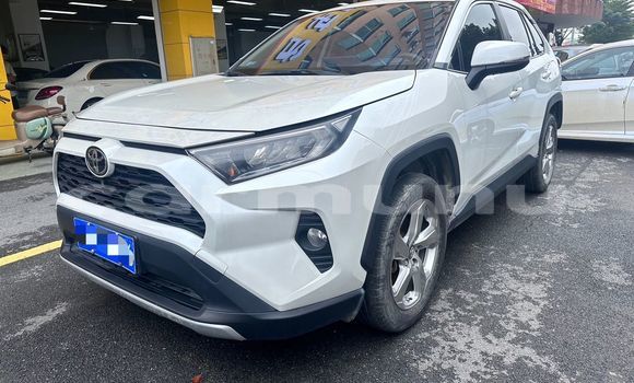 Acheter Import Voiture Toyota RAV4 Blanc à Brazzaville, Commune de Brazzaville