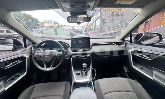 Acheter Import Voiture Toyota RAV4 Blanc à Brazzaville, Commune de Brazzaville Acheter Import Voiture Toyota RAV4 Blanc à Brazzaville, Commune de Brazzaville