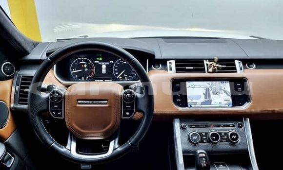 Acheter Occasion Voiture Land Rover Range Rover Sport Blanc à Pointe–Noire, Région du Kouilou Acheter Occasion Voiture Land Rover Range Rover Sport Blanc à Pointe–Noire, Région du Kouilou