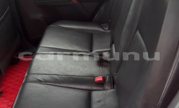 Acheter Occasion Voiture Toyota RAV4 Rouge à Brazzaville, Commune de Brazzaville Acheter Occasion Voiture Toyota RAV4 Rouge à Brazzaville, Commune de Brazzaville