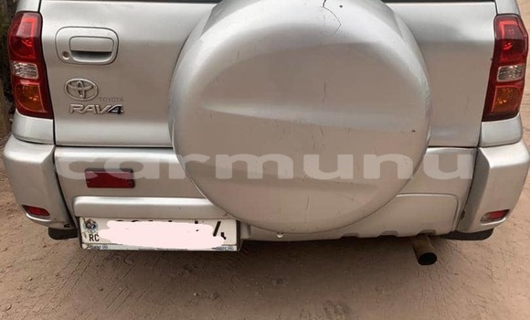 Acheter Occasion Voiture Toyota RAV4 Gris à Brazzaville, Commune de Brazzaville Acheter Occasion Voiture Toyota RAV4 Gris à Brazzaville, Commune de Brazzaville