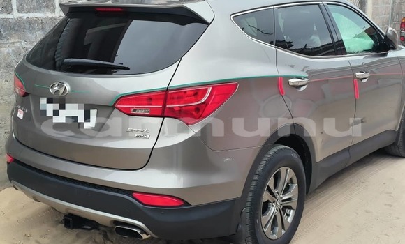 Acheter Occasion Voiture Hyundai Santa Fe Gris à Brazzaville, Commune de Brazzaville Acheter Occasion Voiture Hyundai Santa Fe Gris à Brazzaville, Commune de Brazzaville