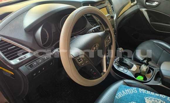 Acheter Occasion Voiture Hyundai Santa Fe Gris à Brazzaville, Commune de Brazzaville Acheter Occasion Voiture Hyundai Santa Fe Gris à Brazzaville, Commune de Brazzaville