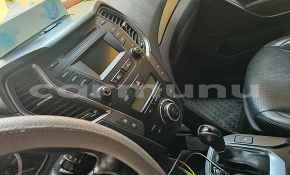 Acheter Occasion Voiture Hyundai Santa Fe Gris à Brazzaville, Commune de Brazzaville Acheter Occasion Voiture Hyundai Santa Fe Gris à Brazzaville, Commune de Brazzaville