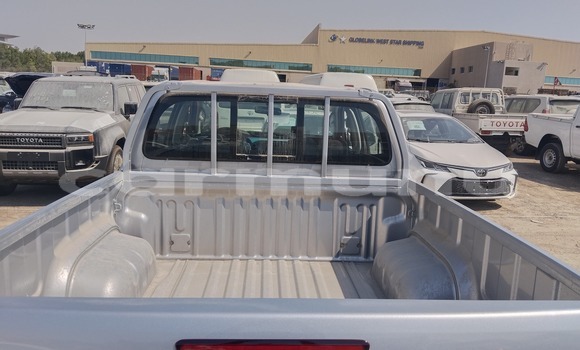 Acheter Neuf Voiture Toyota Hilux Gris à Brazzaville, Commune de Brazzaville Acheter Neuf Voiture Toyota Hilux Gris à Brazzaville, Commune de Brazzaville