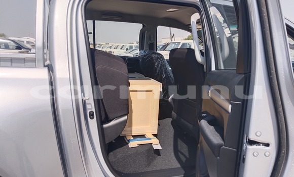 Acheter Neuf Voiture Toyota Hilux Gris à Brazzaville, Commune de Brazzaville Acheter Neuf Voiture Toyota Hilux Gris à Brazzaville, Commune de Brazzaville