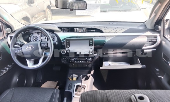 Acheter Neuf Voiture Toyota Hilux Gris à Brazzaville, Commune de Brazzaville Acheter Neuf Voiture Toyota Hilux Gris à Brazzaville, Commune de Brazzaville