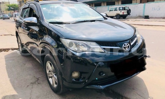 Acheter Occasion Voiture Toyota RAV4 Noir à Pointe–Noire, Région du Kouilou Acheter Occasion Voiture Toyota RAV4 Noir à Pointe–Noire, Région du Kouilou