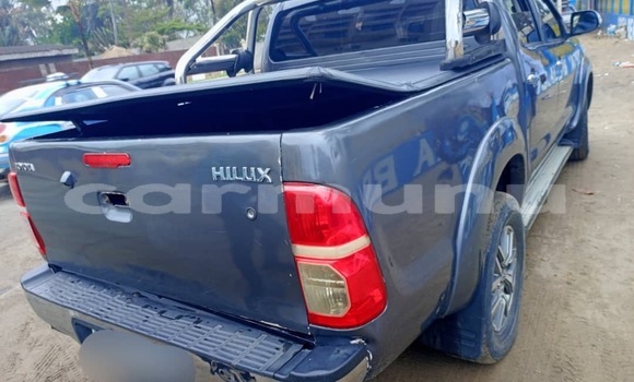 Acheter Occasion Voiture Toyota Hiluxe VIGO Bleu à Pointe–Noire, Région du Kouilou Acheter Occasion Voiture Toyota Hiluxe VIGO Bleu à Pointe–Noire, Région du Kouilou