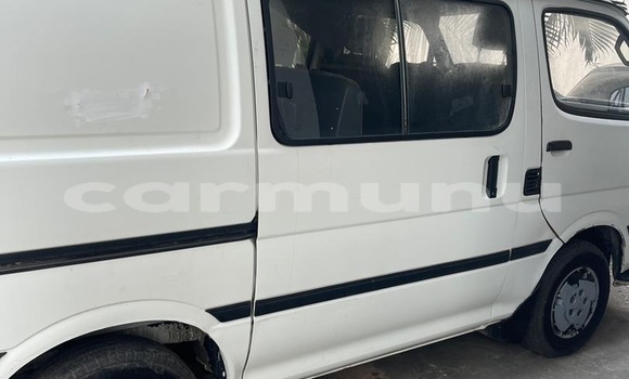 Acheter Occasion Voiture Toyota Hiace Blanc à Pointe–Noire, Région du Kouilou Acheter Occasion Voiture Toyota Hiace Blanc à Pointe–Noire, Région du Kouilou
