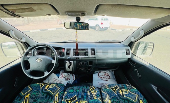 Buy Used Toyota Hiace White Car in Black Point in Kouilou region Buy Used Toyota Hiace White Car in Black Point in Kouilou region