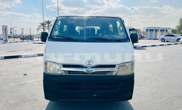 Buy Used Toyota Hiace White Car in Black Point in Kouilou region Buy Used Toyota Hiace White Car in Black Point in Kouilou region