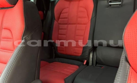 Acheter Occasion Voiture Range Rover Range Rover Blanc à Brazzaville, Commune de Brazzaville Acheter Occasion Voiture Range Rover Range Rover Blanc à Brazzaville, Commune de Brazzaville