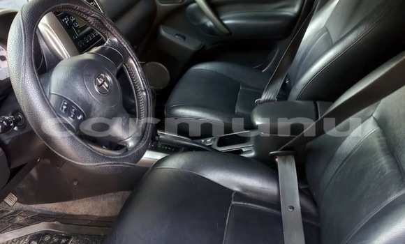 Acheter Neuf Voiture Toyota RAV4 Noir à Pointe–Noire, Région du Kouilou Acheter Neuf Voiture Toyota RAV4 Noir à Pointe–Noire, Région du Kouilou