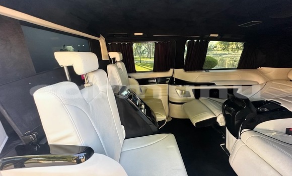 Acheter Occasion Voiture Mercedes Viano Noir à Pointe–Noire, Région du Kouilou Acheter Occasion Voiture Mercedes Viano Noir à Pointe–Noire, Région du Kouilou