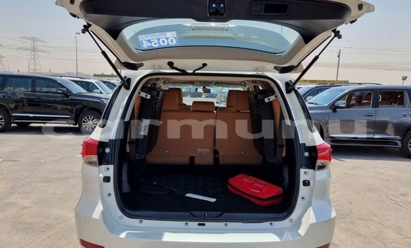 Buy Used Toyota Fortuner White Car in Brazzaville in Municipality of Brazzaville Buy Used Toyota Fortuner White Car in Brazzaville in Municipality of Brazzaville