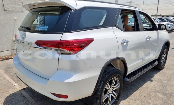 Buy Used Toyota Fortuner White Car in Brazzaville in Municipality of Brazzaville Buy Used Toyota Fortuner White Car in Brazzaville in Municipality of Brazzaville