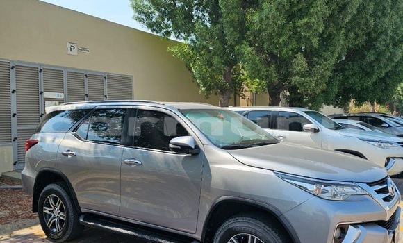 Buy Used Toyota Fortuner White Car in Brazzaville in Municipality of Brazzaville Buy Used Toyota Fortuner White Car in Brazzaville in Municipality of Brazzaville