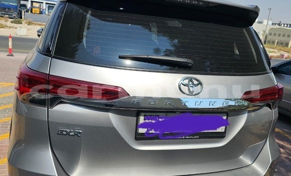 Buy Used Toyota Fortuner White Car in Brazzaville in Municipality of Brazzaville Buy Used Toyota Fortuner White Car in Brazzaville in Municipality of Brazzaville