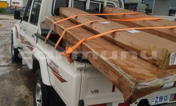 Acheter Occasion Voiture Toyota Pickup Blanc à Pointe–Noire, Région du Kouilou Acheter Occasion Voiture Toyota Pickup Blanc à Pointe–Noire, Région du Kouilou