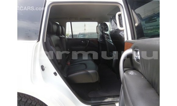 Acheter Import Voiture Nissan Patrol Blanc à Import - Dubai, Région de la Bouenza Acheter Import Voiture Nissan Patrol Blanc à Import - Dubai, Région de la Bouenza