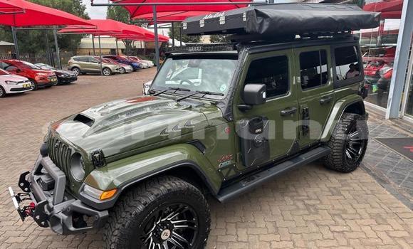 Buy Used Jeep Wrangler Green Car in Brazzaville in Municipality of Brazzaville Buy Used Jeep Wrangler Green Car in Brazzaville in Municipality of Brazzaville