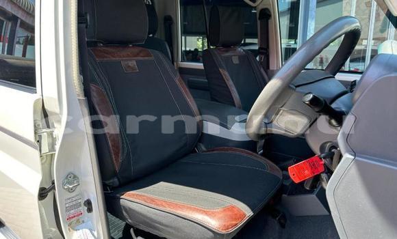 Buy Used Toyota Land Cruiser White Car in Brazzaville in Municipality of Brazzaville Buy Used Toyota Land Cruiser White Car in Brazzaville in Municipality of Brazzaville