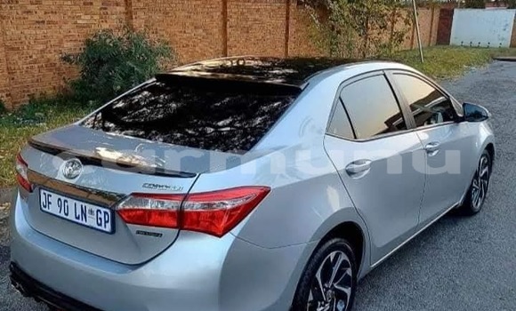 Buy Used Toyota Corolla Silver Car in Kinkala in pool Buy Used Toyota Corolla Silver Car in Kinkala in pool
