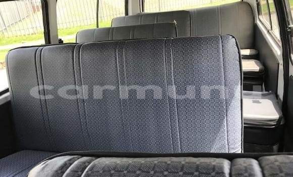 Acheter Occasion Voiture Toyota Hiace Blanc à Brazzaville, Commune de Brazzaville Acheter Occasion Voiture Toyota Hiace Blanc à Brazzaville, Commune de Brazzaville