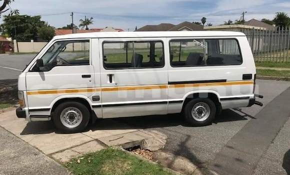 Acheter Occasion Voiture Toyota Hiace Blanc à Brazzaville, Commune de Brazzaville Acheter Occasion Voiture Toyota Hiace Blanc à Brazzaville, Commune de Brazzaville
